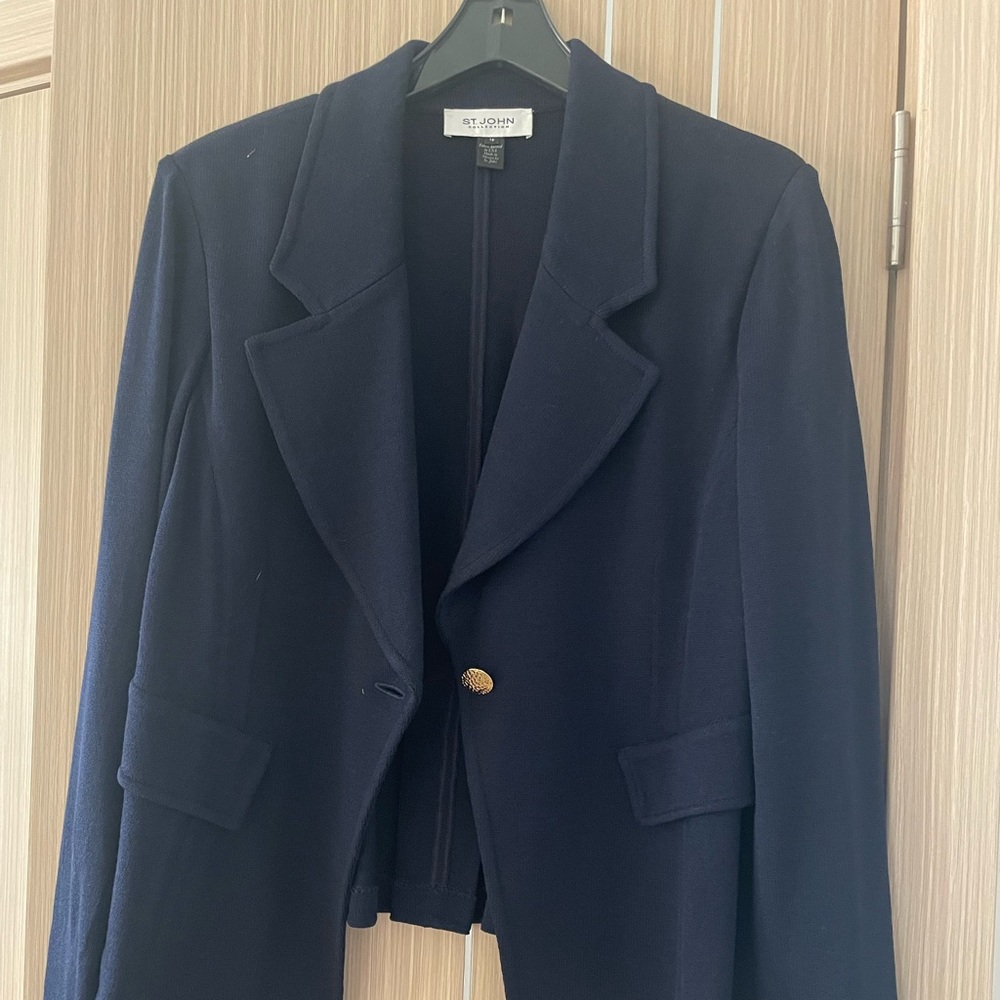 St. John Navy wool cardigan/jacket size 16